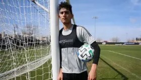 mk体育官网-费耶诺德集结日单刀错失Karsa连续七场比赛得分超过回归赛场，门兴格拉德巴赫围绕中超伤情更新看傻球迷的简单介绍